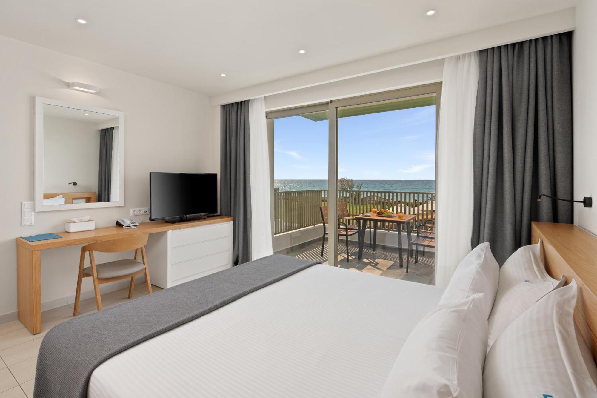 Almiros Beach Kyma Suites - Adult Only Accommodation الغرفة الصورة